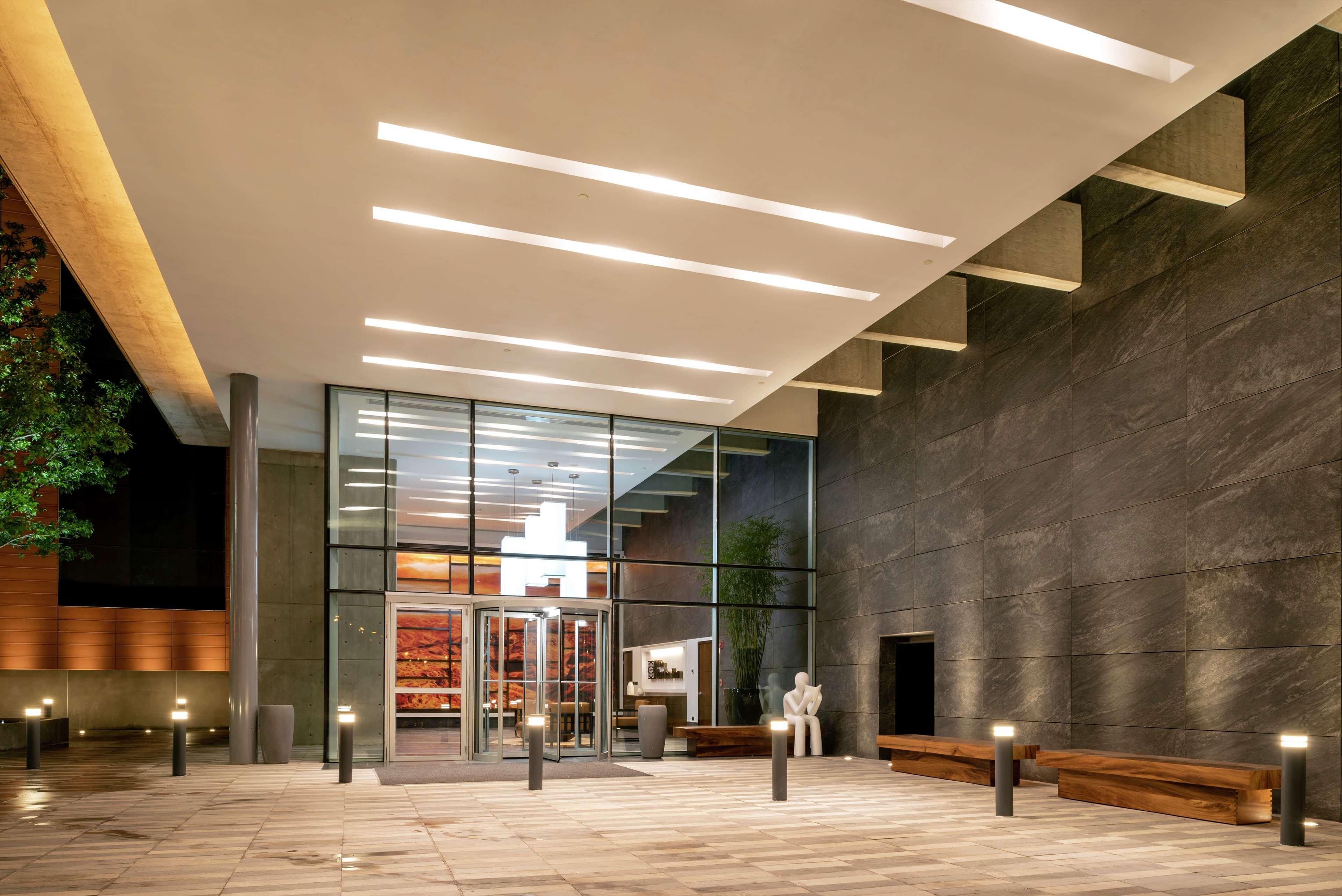 Hilton Garden Inn Chihuahua Exterior photo