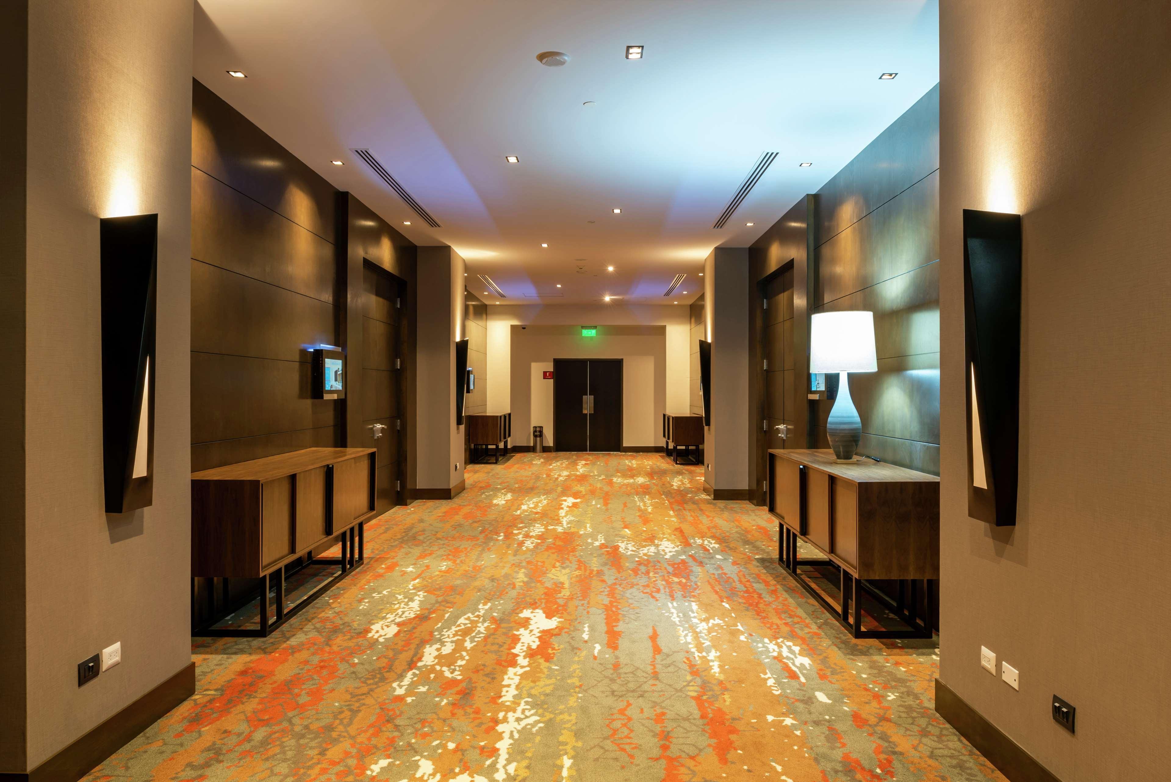 Hilton Garden Inn Chihuahua Exterior photo